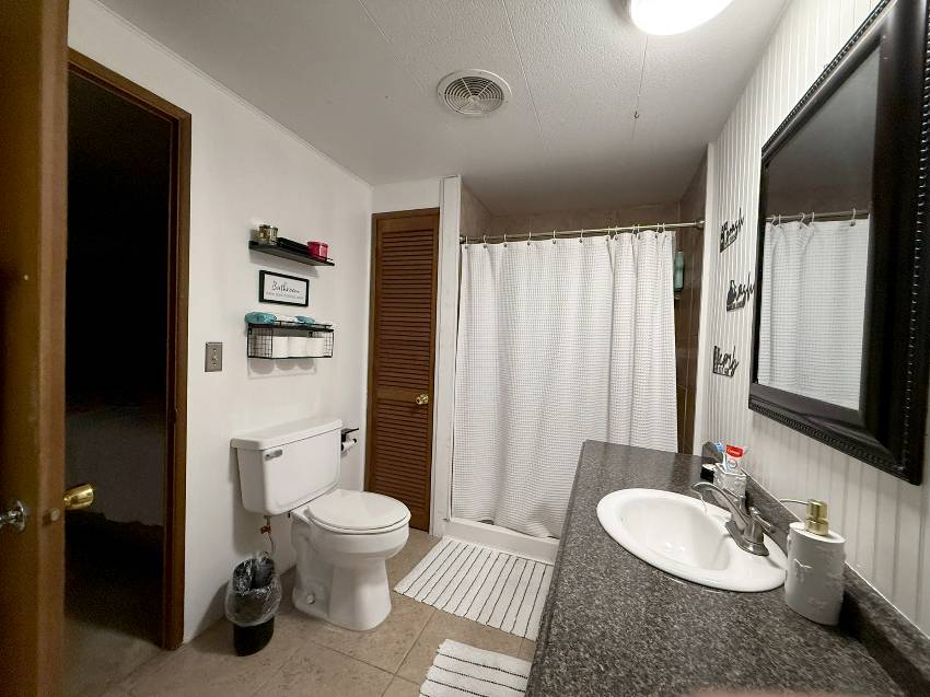 209 Denmark Dr a Ellenton, FL Mobile or Manufactured Home for Sale